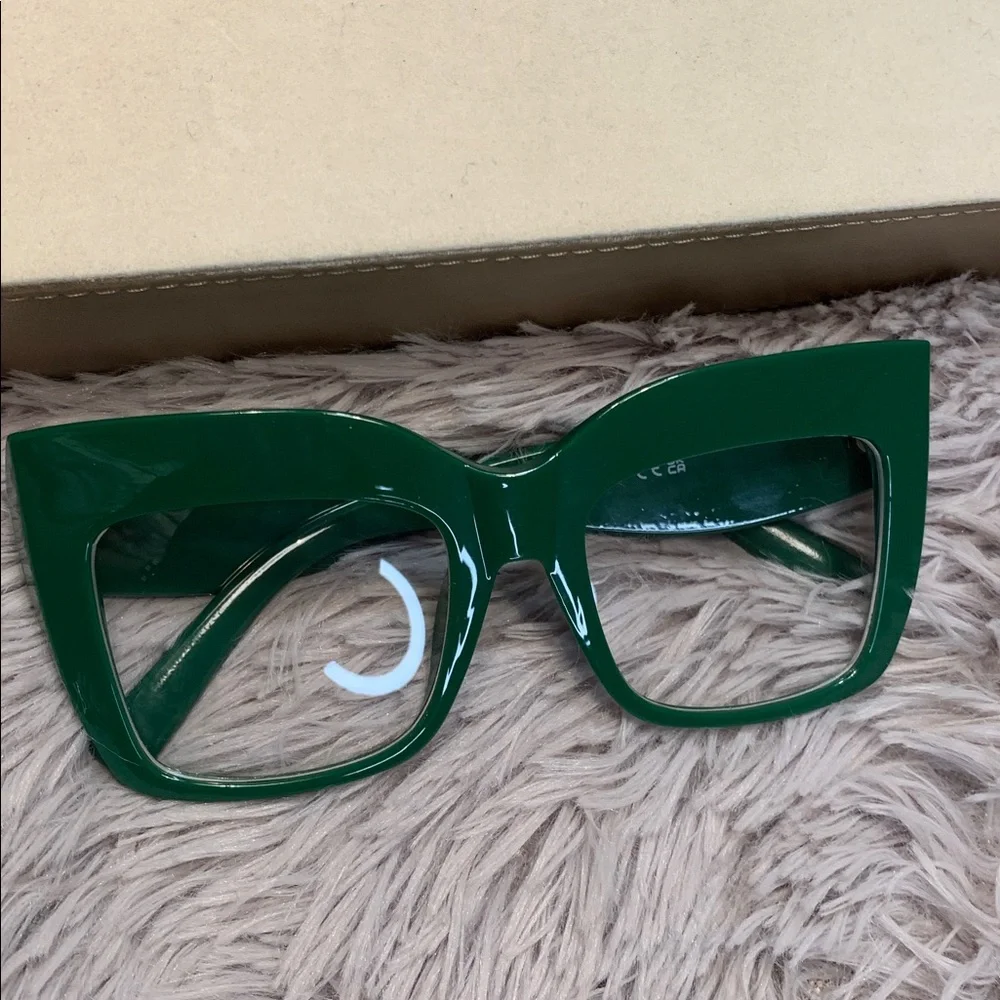 🌹Green Modern Retro Style Oversized Square Fashion Glasses Or Prescription